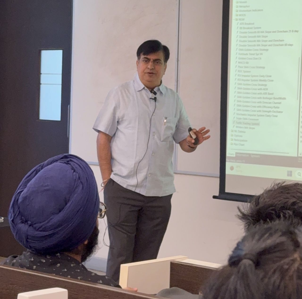 Technical analysis session at BSE
